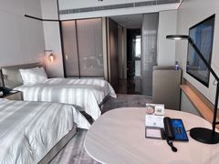 -深圳国际会展中心希尔顿酒店(前海华发冰雪世界店)