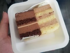 -必胜客(新中纬店)
