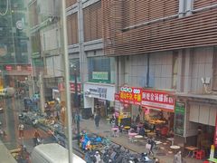 -罗二娘·鲜切牛自助火锅(罗湖东门步行街店)