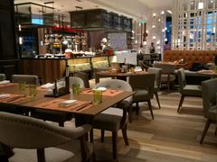 -松咖啡自助餐厅·松北香格里拉