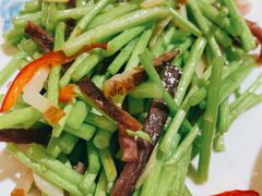 藜蒿炒腊肉-贵州大厦贵州厅(樱花园西街店)