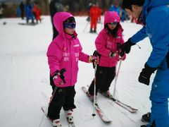 -亚布力新体委滑雪场
