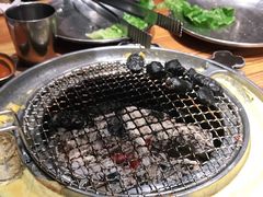 -青瓦炭韩潮烤肉(花园道店)