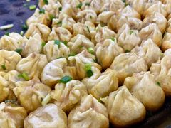 特色葱煎包-赵宝美煎包店