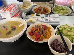 -悦芽照护月嫂+育儿嫂(杭州店)
