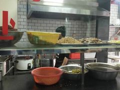 -覃肥叔桂林米粉(粮道街店)