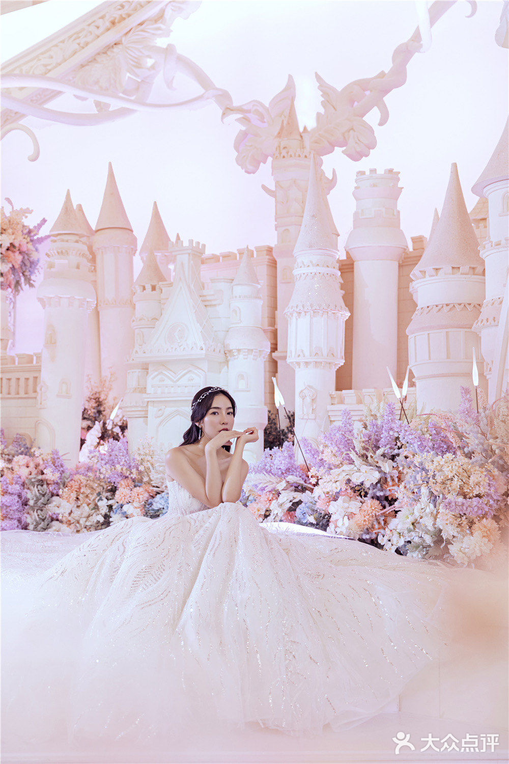 精致法式风格婚礼花嫁丽舍