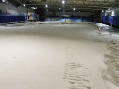 -乔波室内滑雪场
