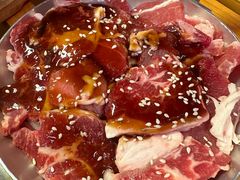 -叽叽扎扎烤肉场(生态城万达店)