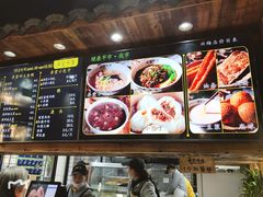 菜单-弄堂咪道-饭香·面香·馄饨香(兴梅店)