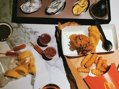 -HIHE Bistro·Oyster Bar(华熙live店)