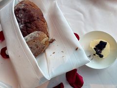 餐前面包-云厨·高空西餐厅(成都瑯珀·凯悦臻选酒店)