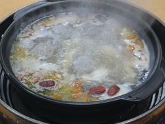 -濠轩阁特色生蚝火锅(水湾路店)