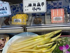 -黄泥岗·地道湖北菜(奥特莱斯店)