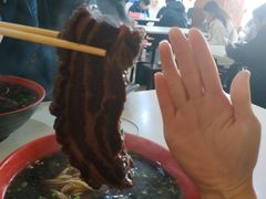 -小龙大肉面馆