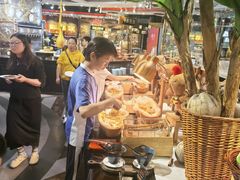 -四海一家自助餐(益田假日广场店)