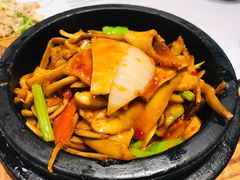 什锦菌菇煲-峨嵋酒家总店(车公庄店)
