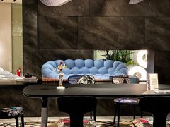 -罗奇堡家具(淮海西路店)