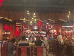 -老滇山寨•云南特色菜•地方菜•民族风情歌舞表演(金碧店)