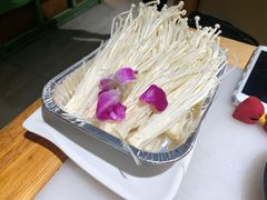 烤黄油金针菇-韩宫宴烤肉·料理(大宁国际店)