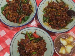 -荆九爷爆炒桥头三嫩(云南北路店)