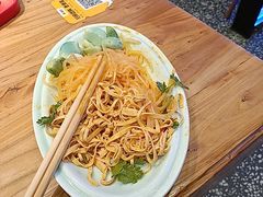 -山里屯铁锅炖·东北菜(康桥店)