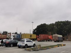 -小昆山服务区-停车场