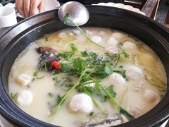 招牌鱼头煲-品渔味湖鲜馆(拈花湾店)