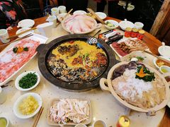 -渝宗老灶火锅(时代天街店)