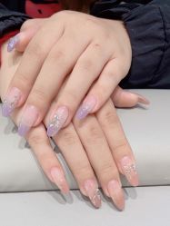 -丽心自助美甲美睫