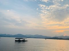 -湖畔居茶楼(湖滨店)
