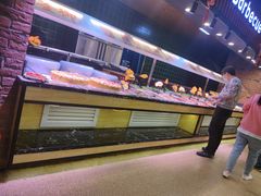 -釜御山海鲜烤肉火锅自助(新城市中心店)