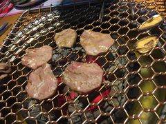 厚切牛舌-老炉家木炭烤肉(长江国际店)