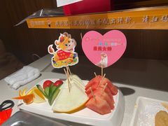 -海底捞火锅鲜切牛肉主题店(长寿路店)