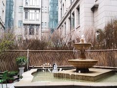 -潮一不贰·法式甜品·生日蛋糕·西式简餐(外滩店)