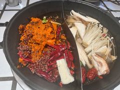 -贰回巷火锅馆(钟楼店)
