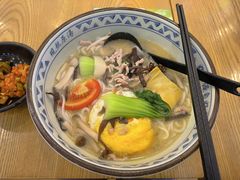 -蒙自源米线大王(信利城市广场店)