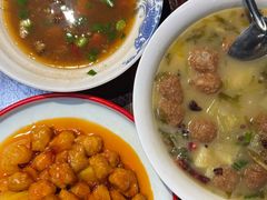 -蓝田九大碗民俗食府(蓝田店)