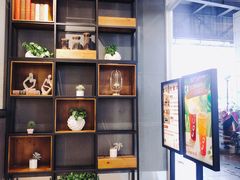 -CoCo都可(银泰店)