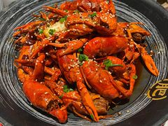 -肥肥虾庄·金牌油焖大虾(汉街SKP店)