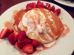 -Pancakes on the rocks(Darling Harbour)