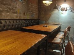 -爱啤精酿·民谣酒馆(滨江店)