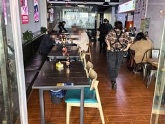 -禺馋猫生滚牛肉粉