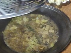 -粘豆包柴火铁锅炖