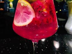 胭脂柠檬-EVA咖啡小酒馆