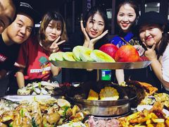 -日进一片海.生腌海鲜火锅.宵夜烧烤(三里屯总店)