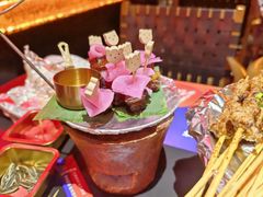 -何师烧烤Pro ·江湖川菜·小龙虾·精酿啤酒(太古里旗舰店)