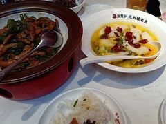 -渝是乎川渝小炒(新世界百货望京店)