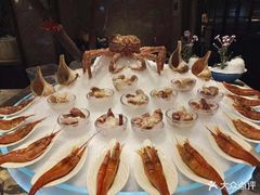 -半岛翡丽海鲜自助餐厅(观风亭店)