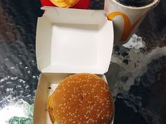 -麦当劳(中山公园龙之梦店)